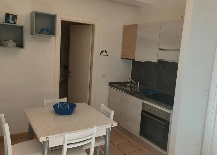 Sul Mare Con Posto Auto Coperto * Marcelli